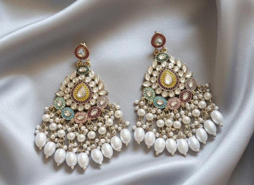 Meena Kundan Chandbali