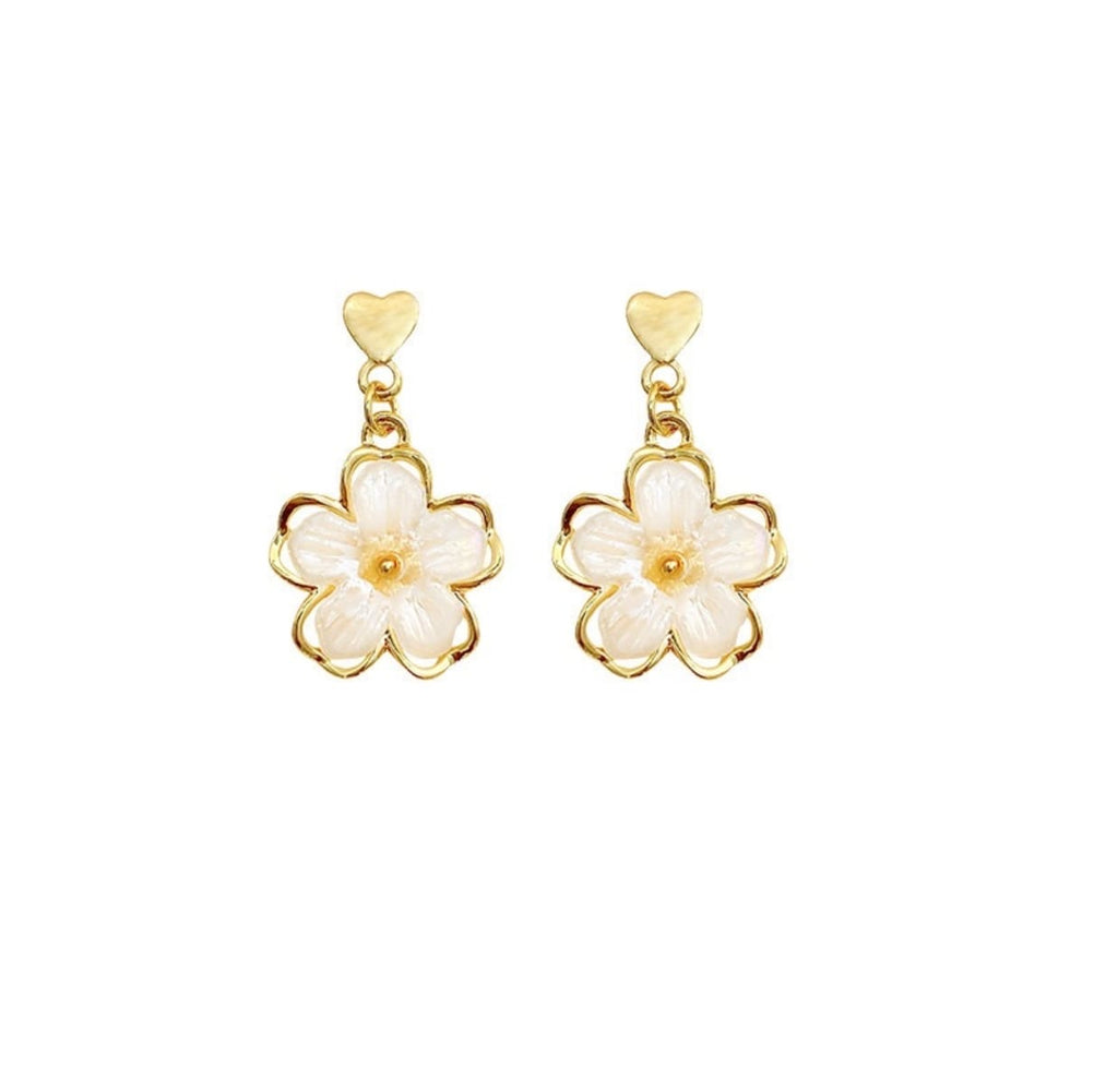 Floral aesthetics earrings