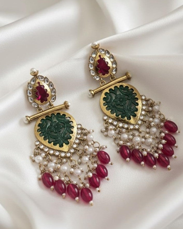 Bansuri - Multi Color Red Pearls