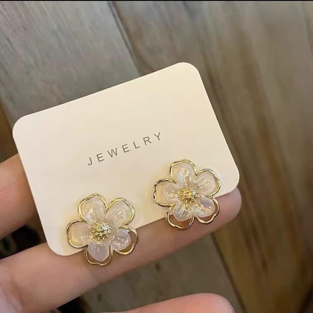 White Floral Stud Earrings