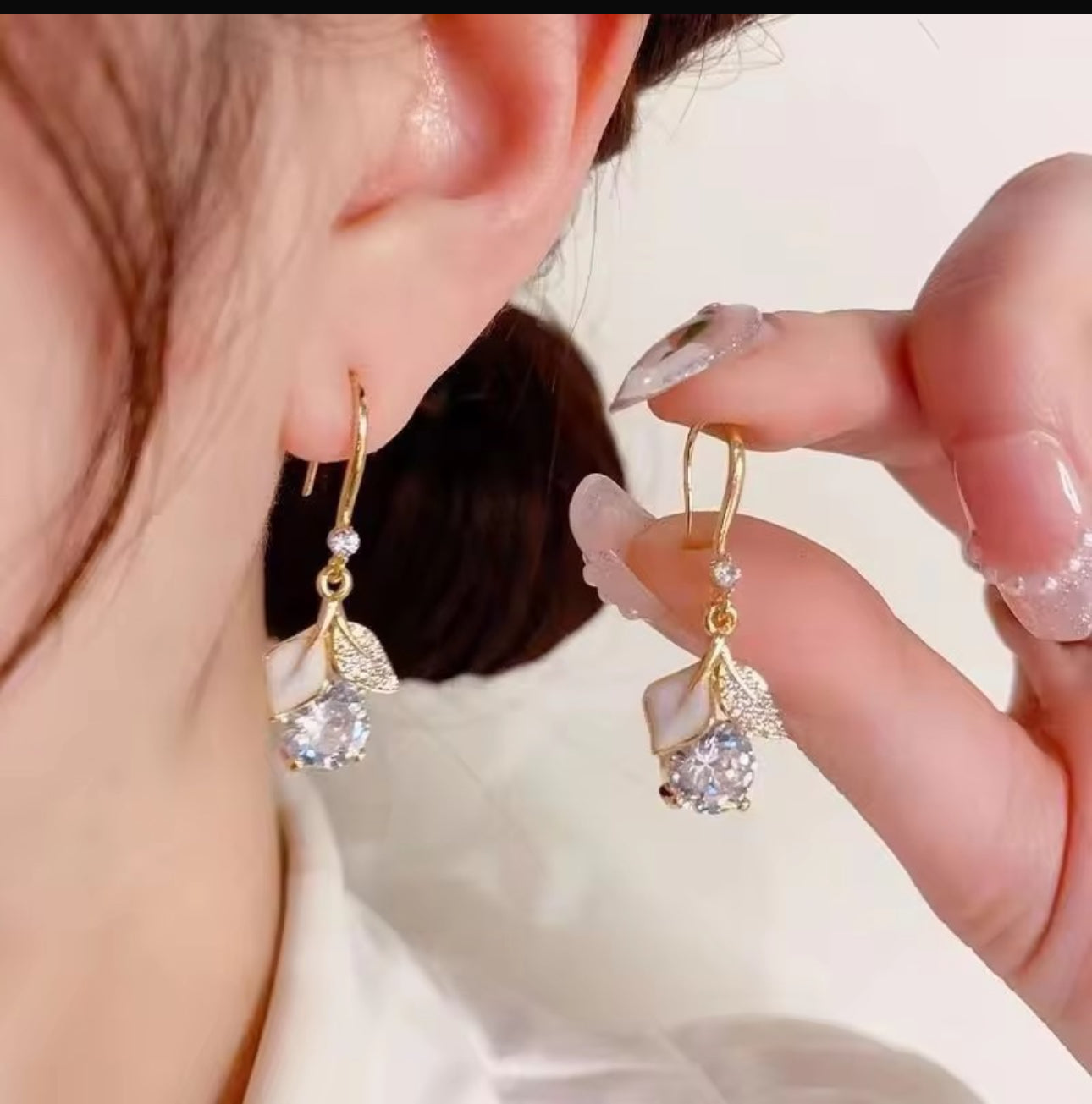 floral drop earrings