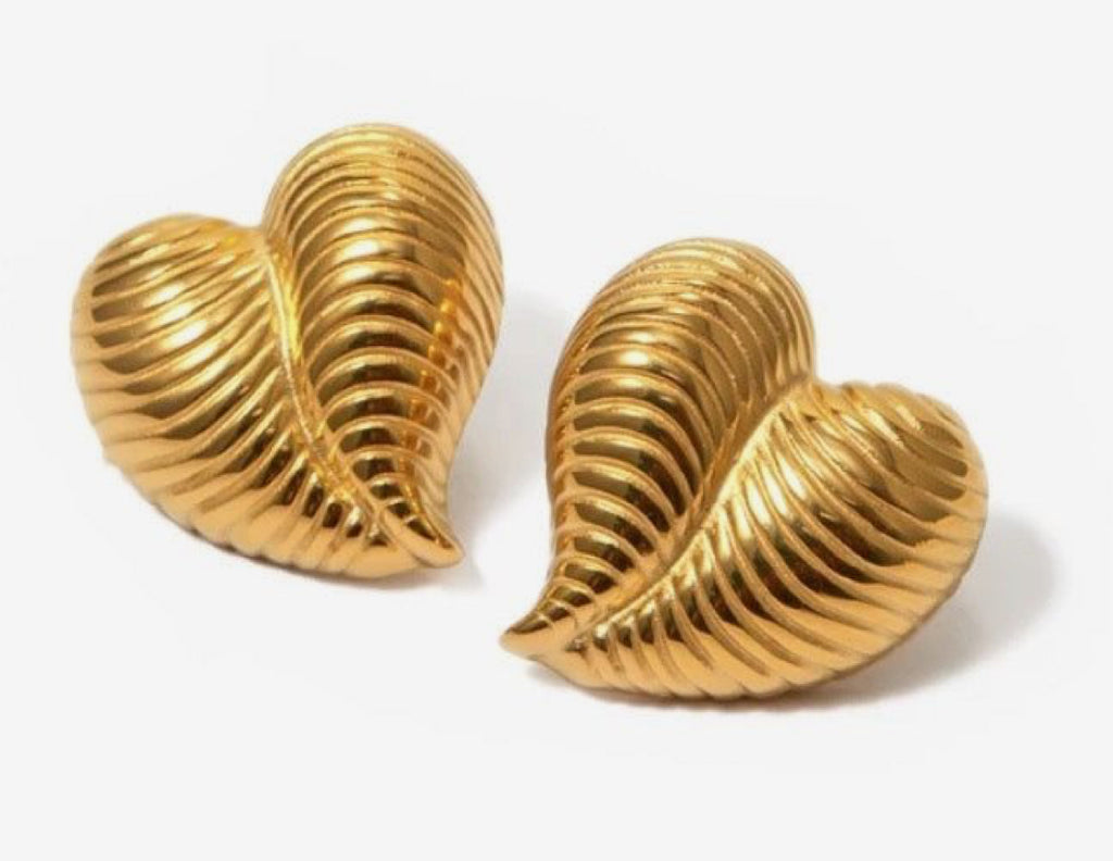 Chunky Ribbed Gold Heart Earrings
