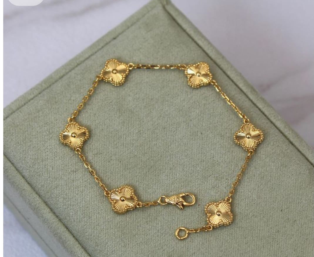 Clover Anti Tarnish Bracelets-gold