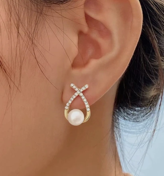 cross-loop earrings