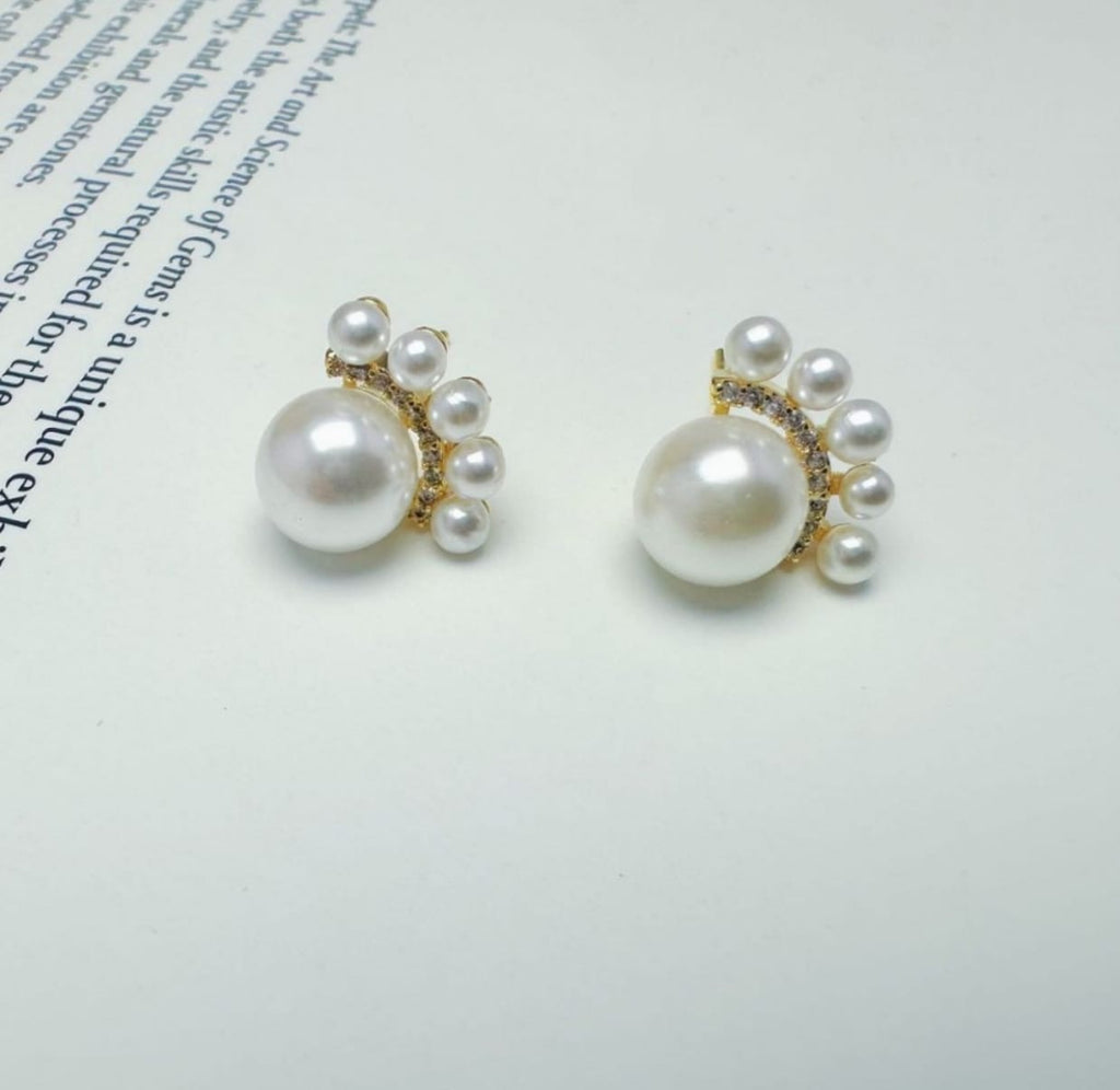 Curved Pearl Stud Earrings