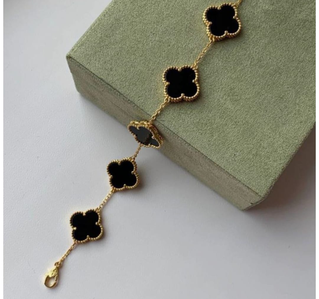 Clover Anti Tarnish Bracelets-black