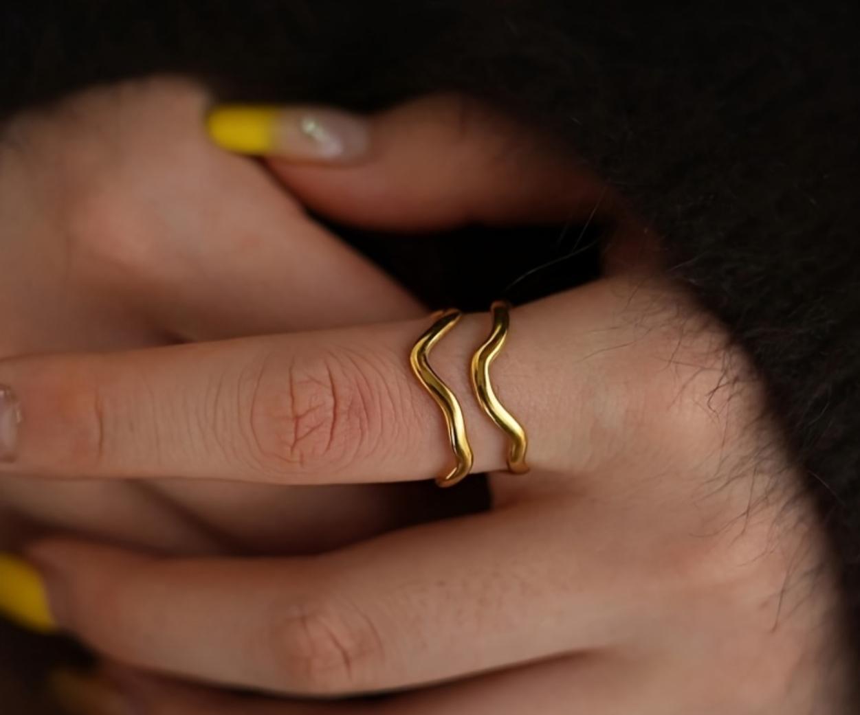minimalist double-band wave ring.