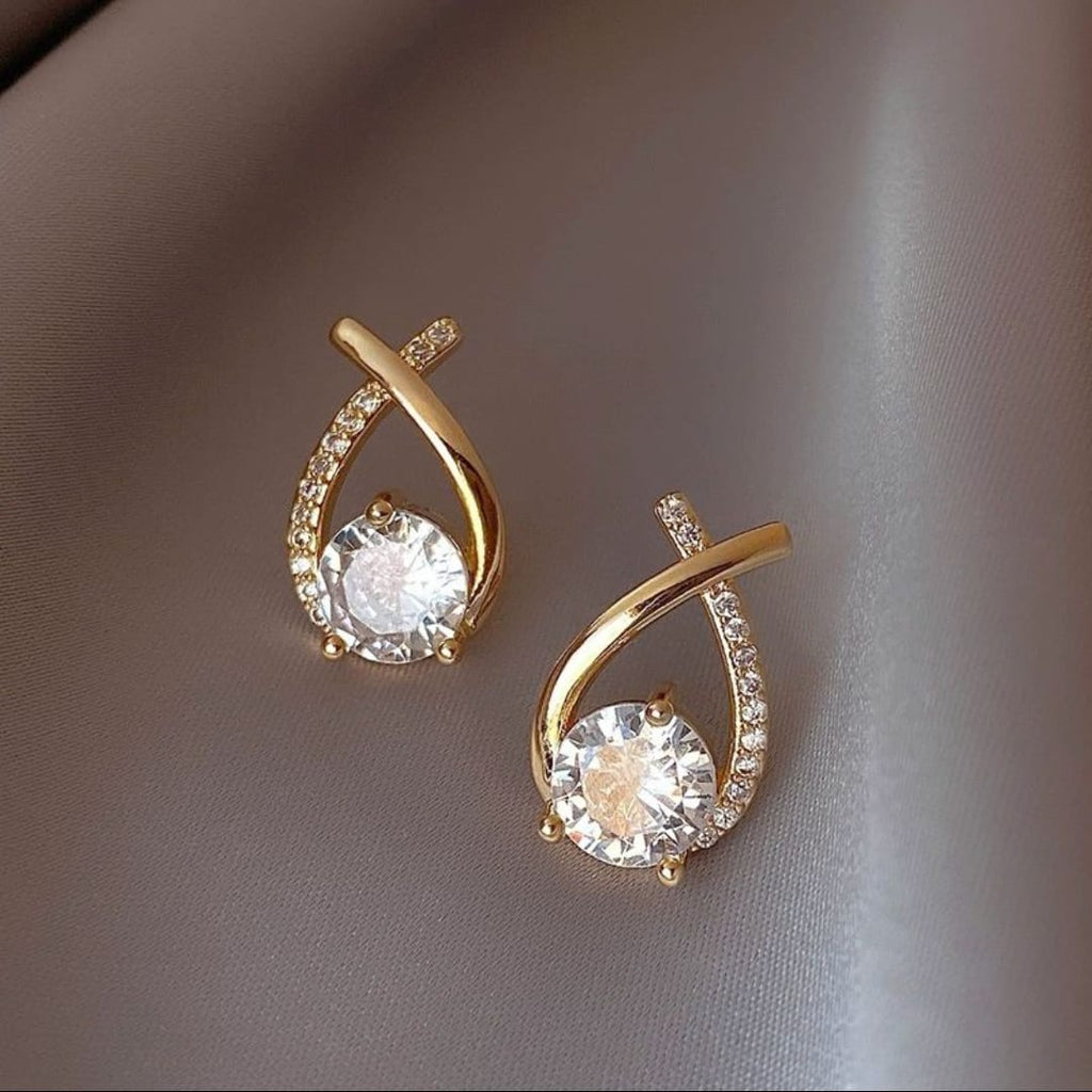 Twisted Hoop Simple Gold Studs