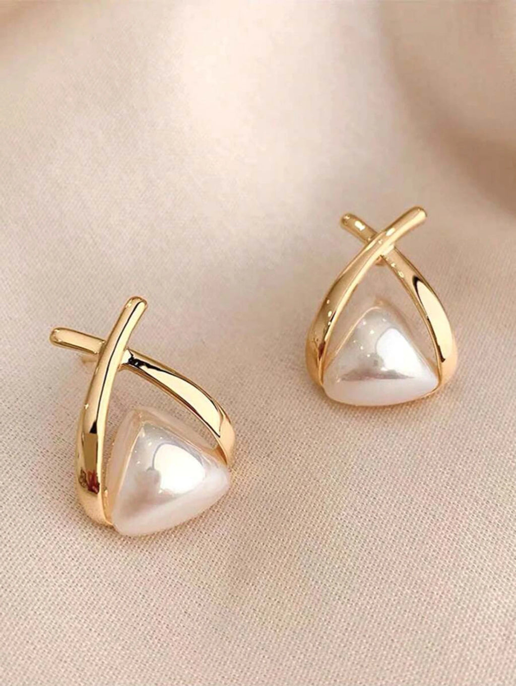 Aurora Pearl Triangle Stud Earrings