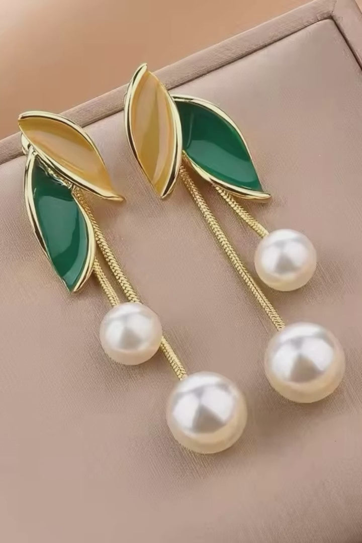 Pearl Leaf Tassel Earrings