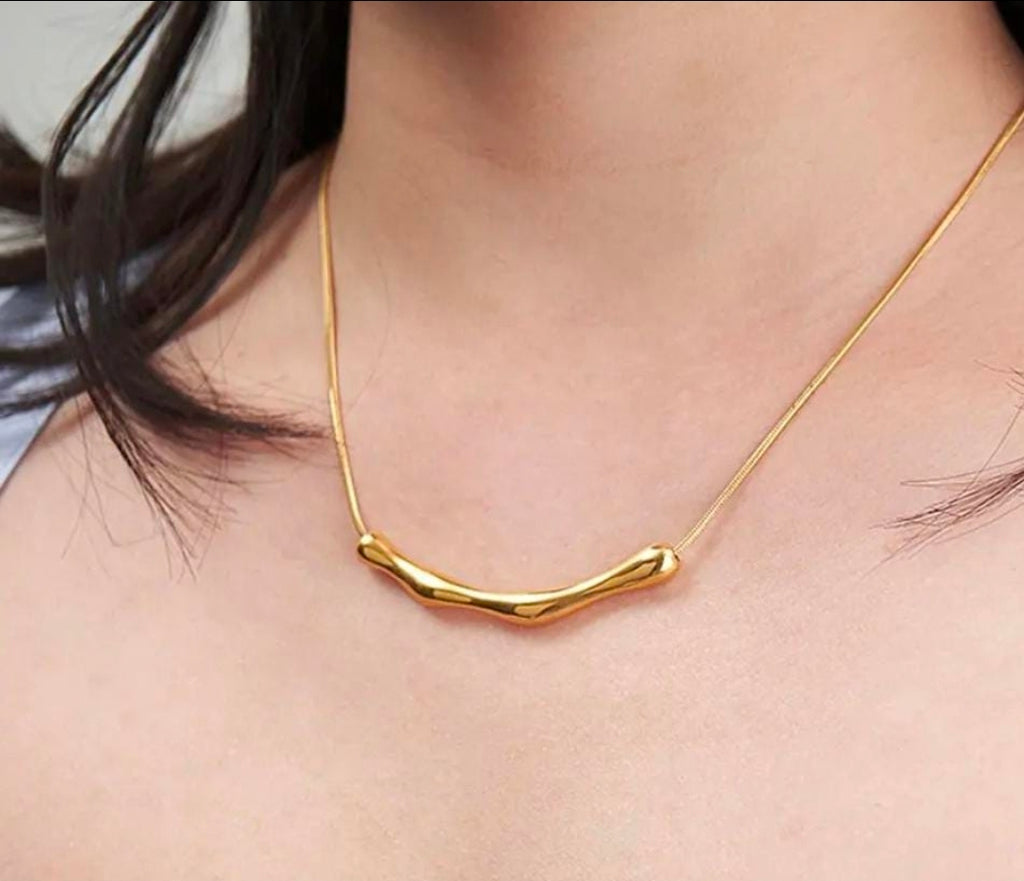 Aurelia Sculpted Bar Gold-Tone Necklace