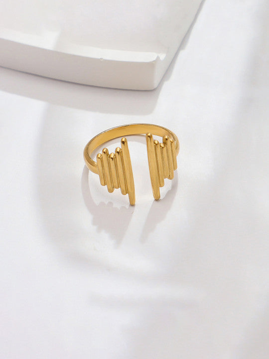 Golden Skyline Bar Adjustable Ring