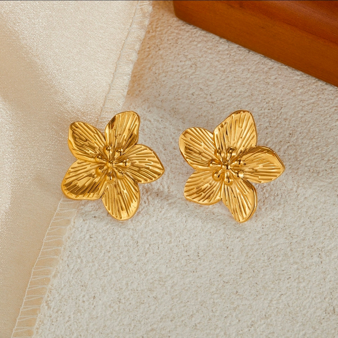 Petal Glow Flower Earrings