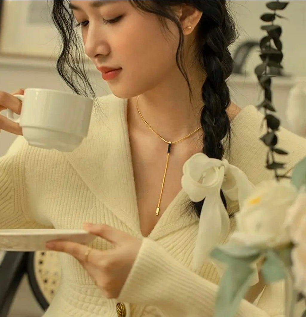 Noir Luxe Y-Necklace
