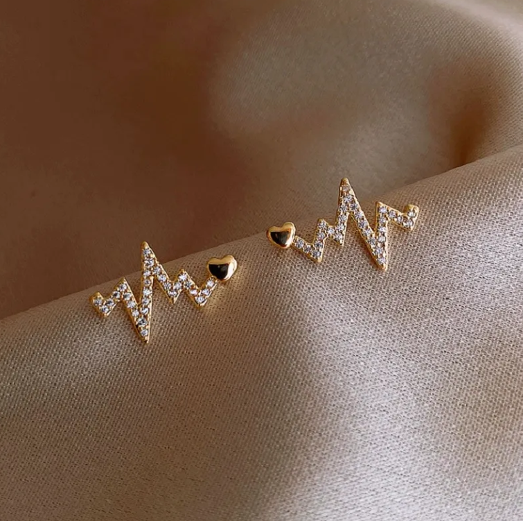 Heartbeat Spark Stud Earrings
