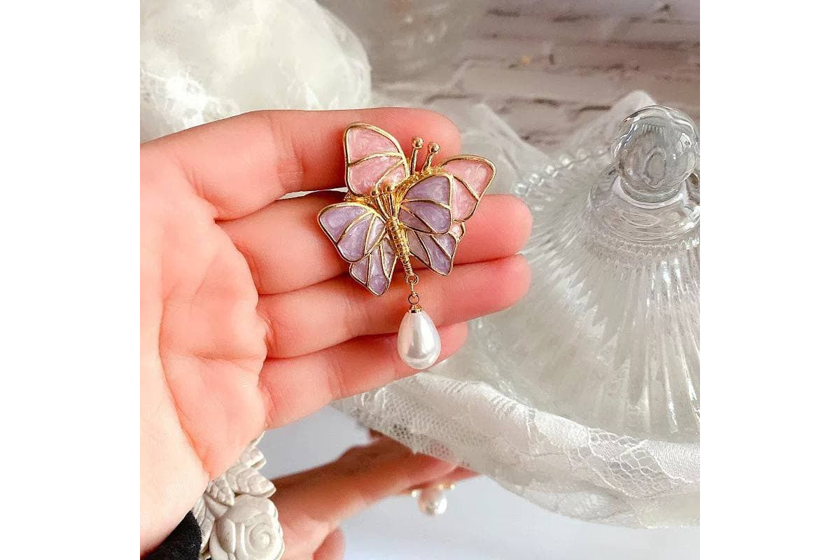 Whimsical Butterfly Statement. 🦋