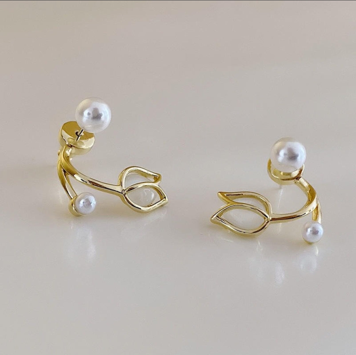 Pearl Tulip Wrap Earrings