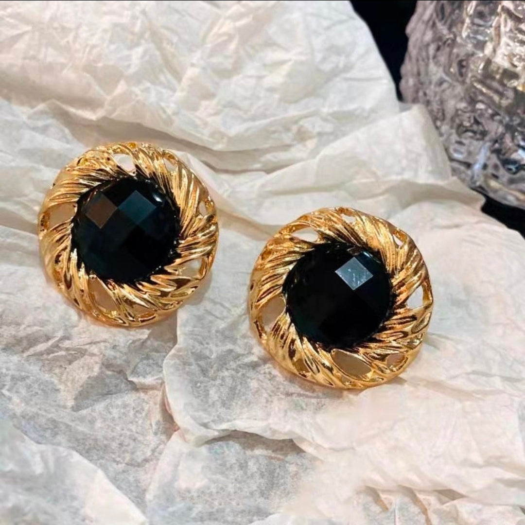 Evelyn Black Gemstone Stud Earrings