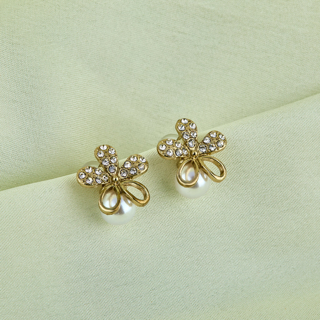 Sparkling Floral Pearl Studs