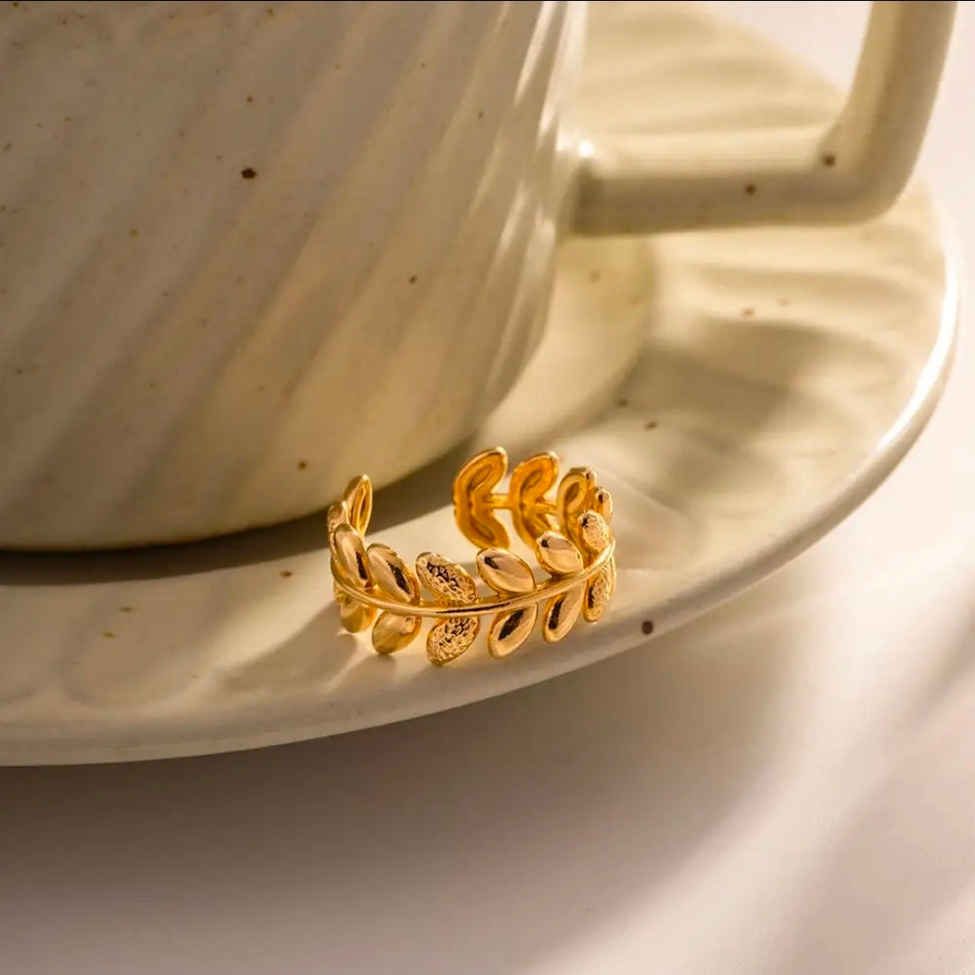 Golden Leaf Vine Adjustable Statement Ring