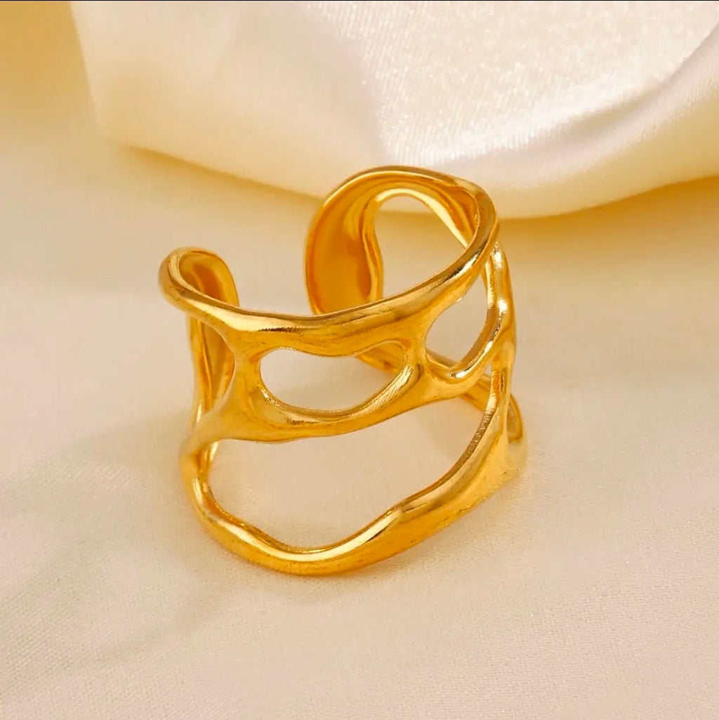 Golden Aura Abstract Wave Statement Ring