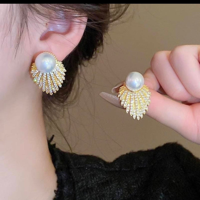 Pearl Radiance Fan Stud Earrings