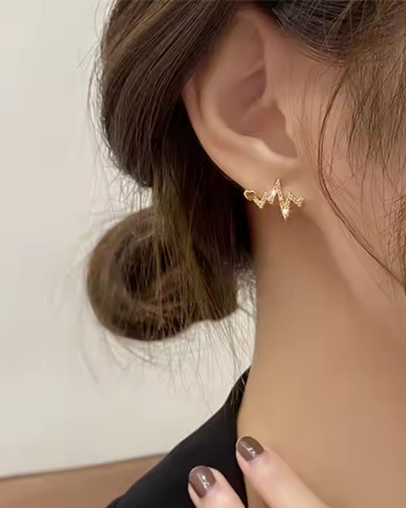 Heartbeat Spark Stud Earrings