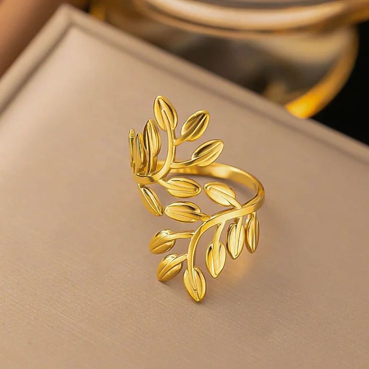 Golden Leaf Vine Adjustable Ring