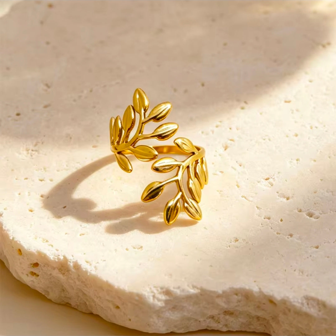 Golden Leaf Vine Adjustable Ring