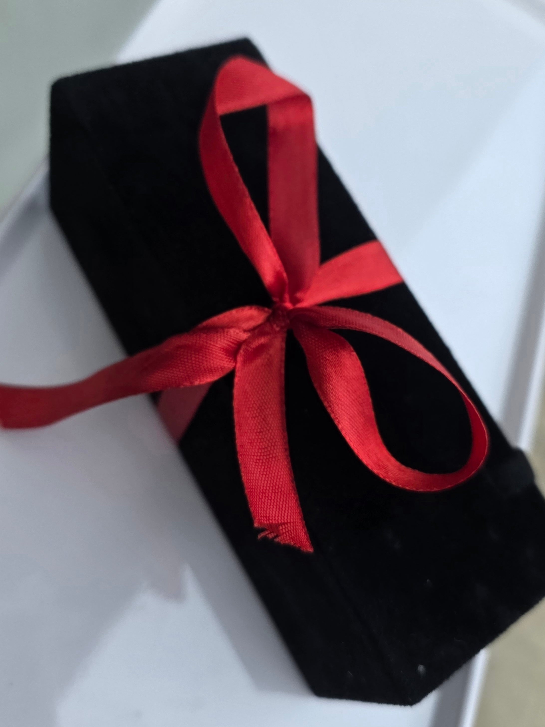 Velvet Luxe Gift Box – 12 Pairs Earrings Gift Set