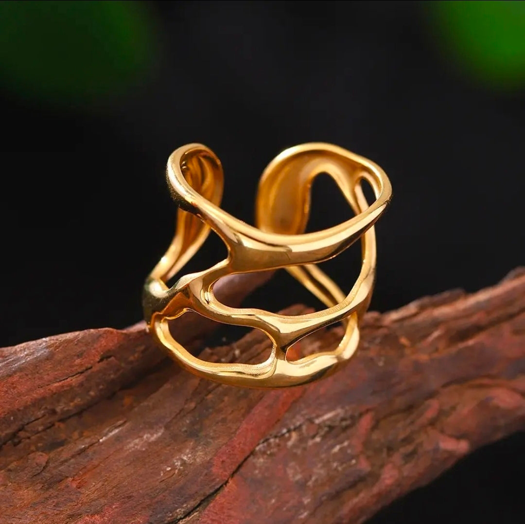 Golden Aura Abstract Wave Statement Ring