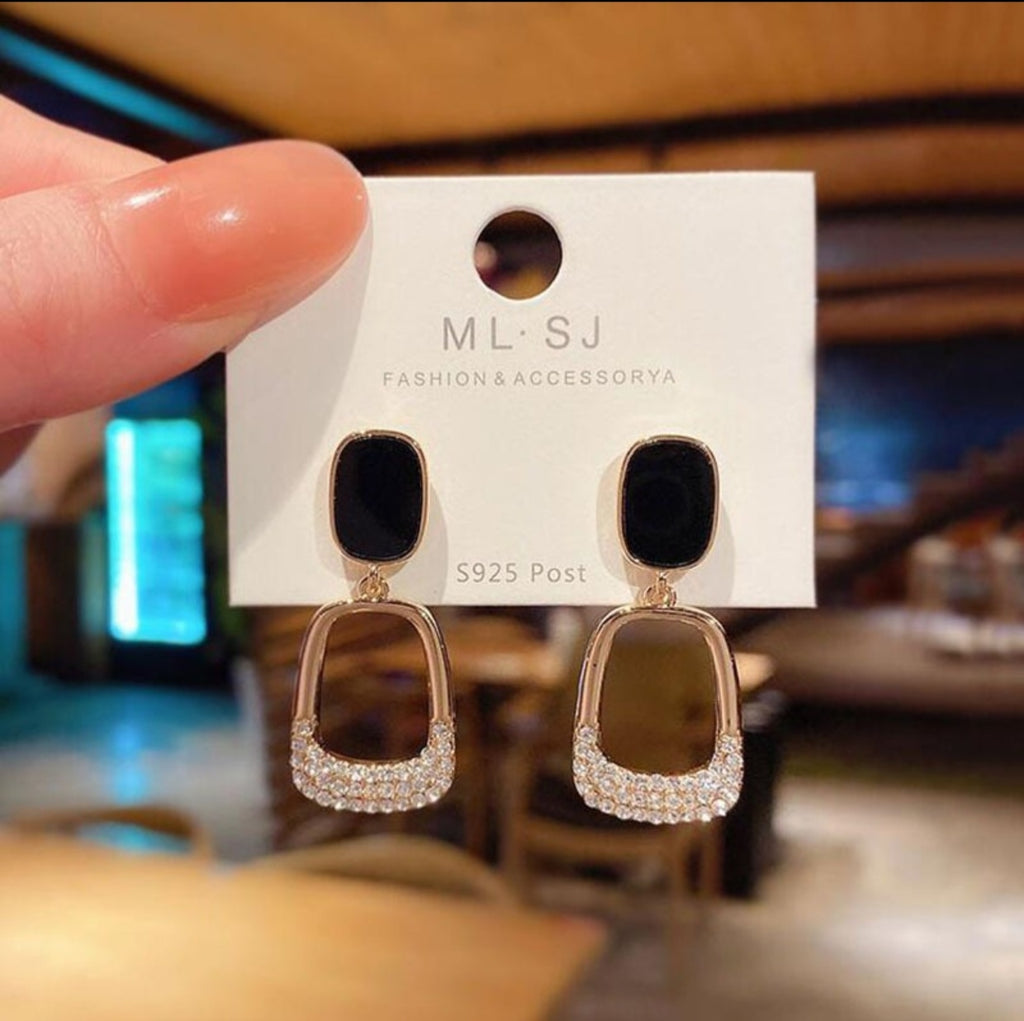 Midnight Luxe Link Earrings
