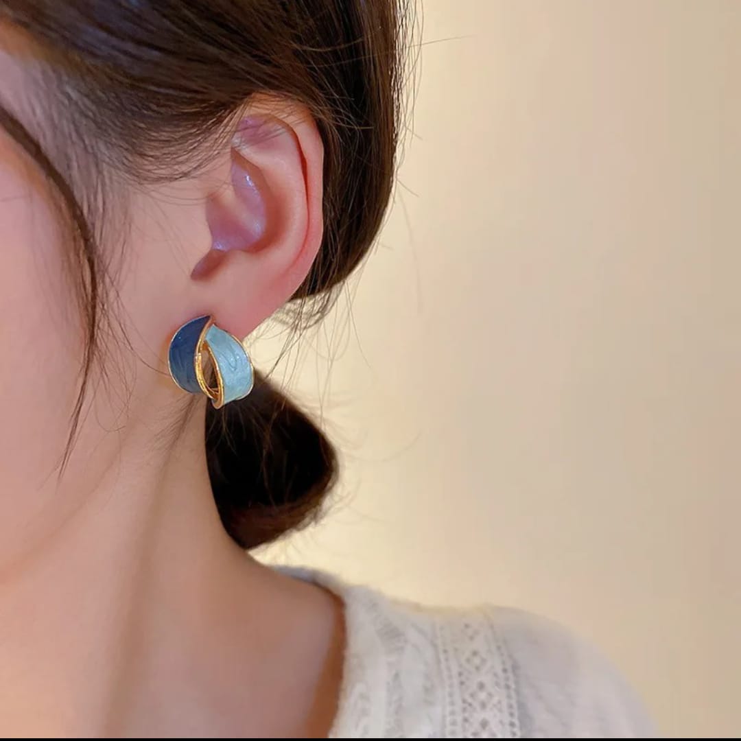 Ocean Wave Dual-Tone Hoop Earrings